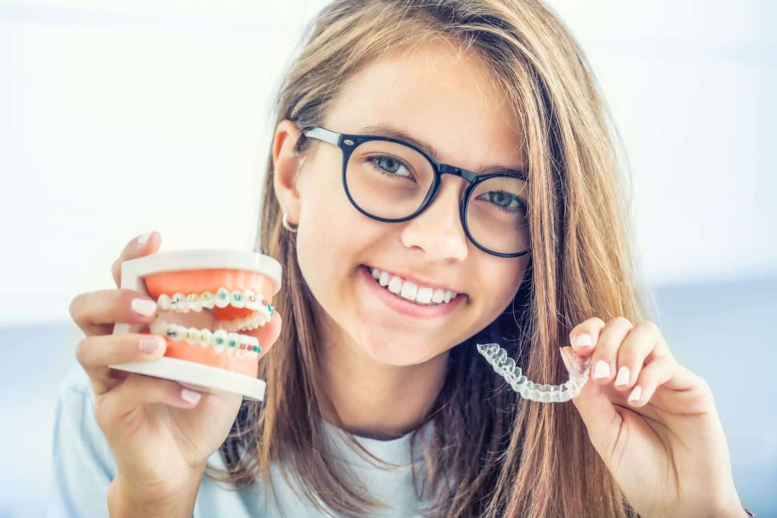 Braces vs Invisalign: Choosing the Right Orthodontic Treatment 