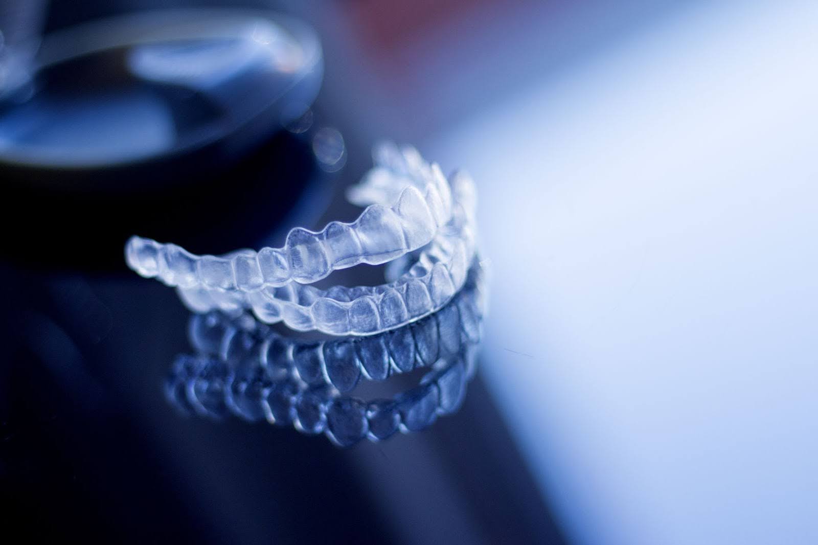 Byte vs Invisalign: Choosing the Right Clear Aligner Treatment