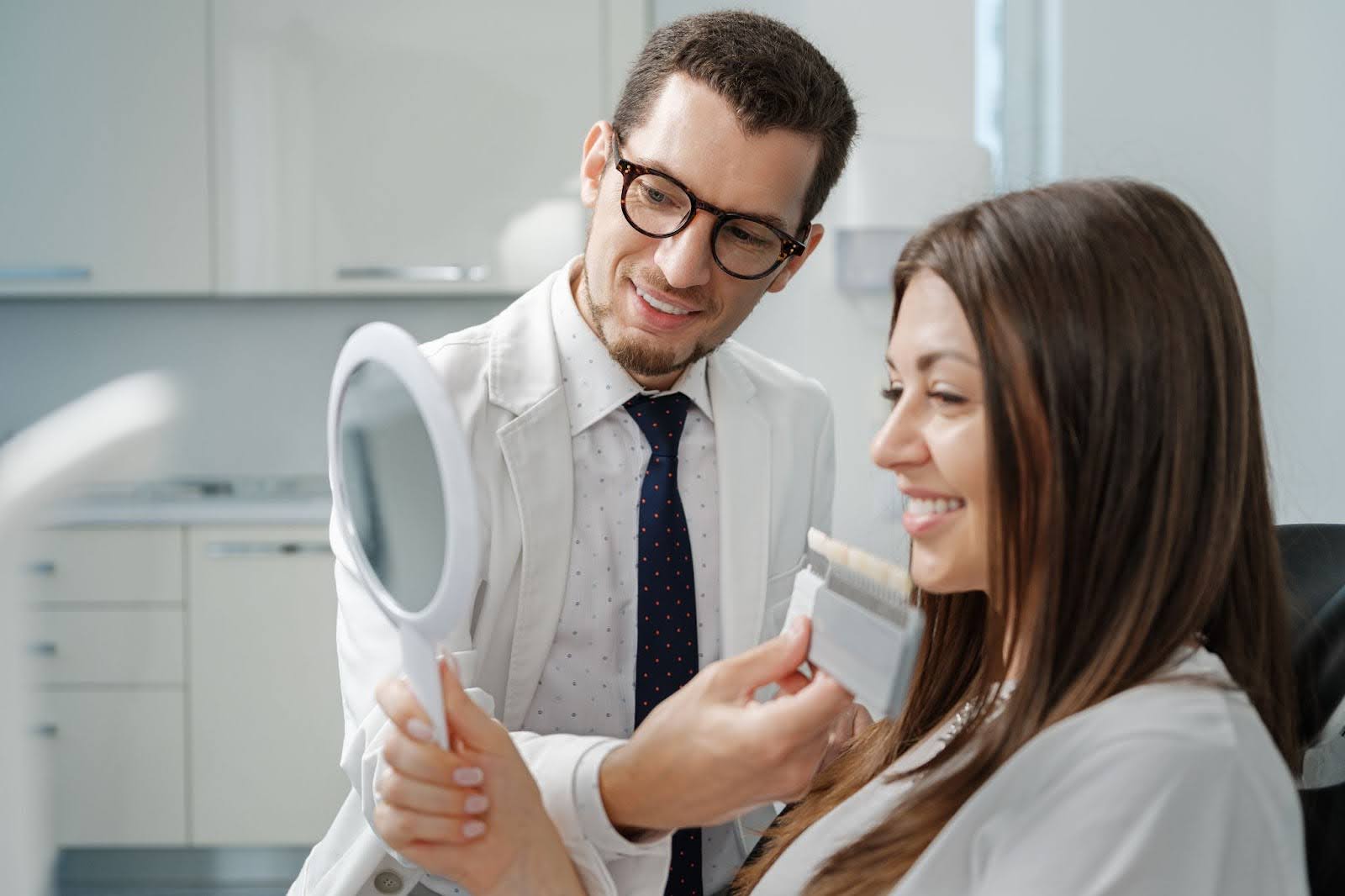 What Are Porcelain Veneers?